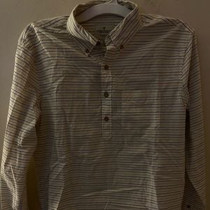 American Eagle Men’s button down size medium